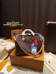 LV Speedy Soft30 Pillow Bag - Elegant All-Steel Design