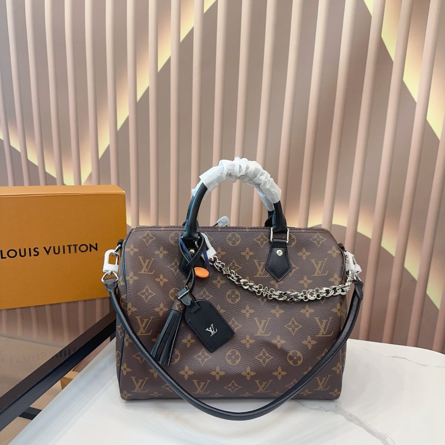 Louis Vuitton Speedy Boston Pillow Bag - Classic Design with Adjustable Strap