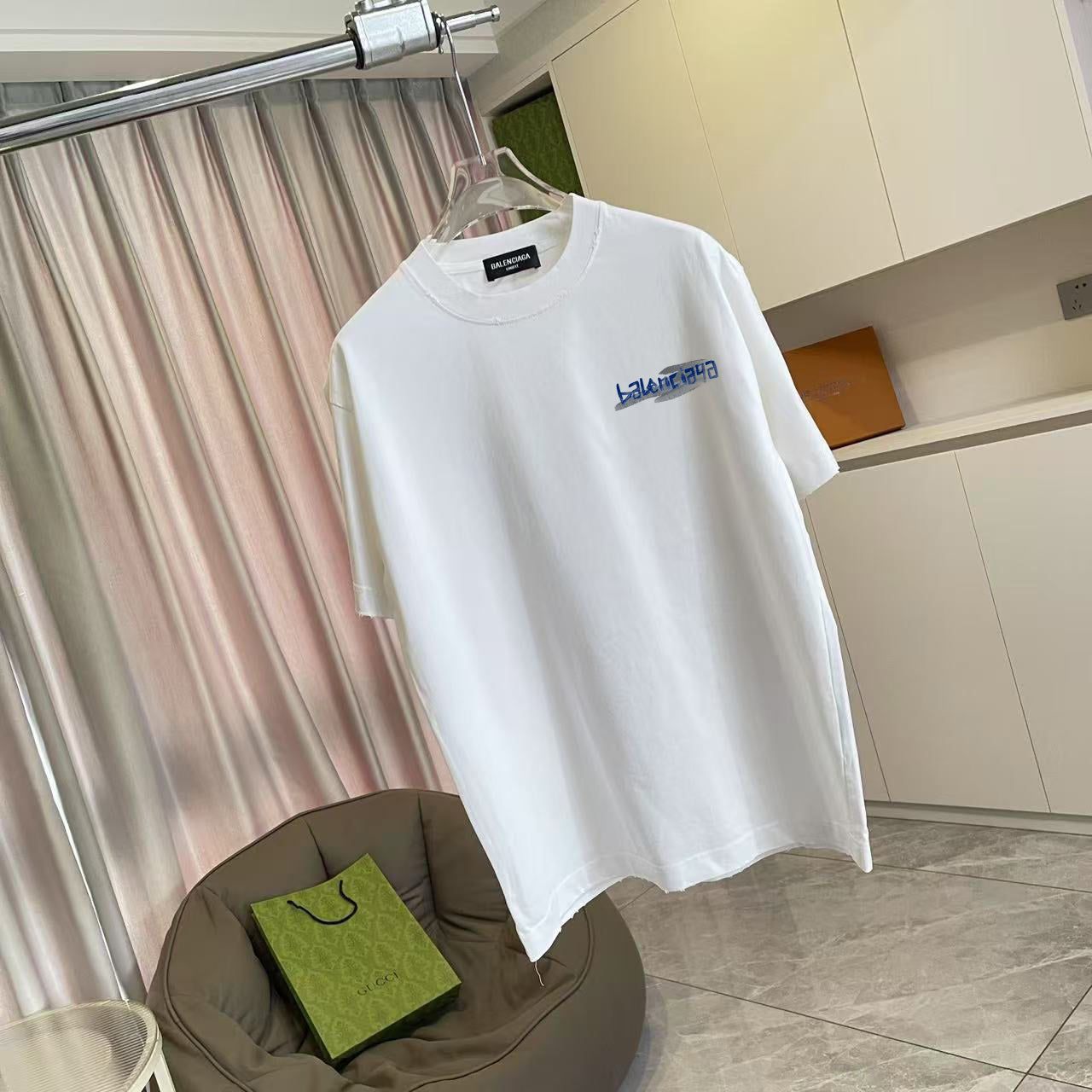 Balenciaga Paris 2025 Unisex Distressed Short-Sleeve T-Shirt