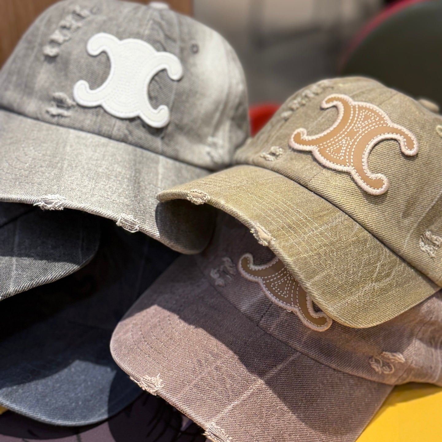 Retro Arc de Triomphe Wide-Brimmed Baseball Cap