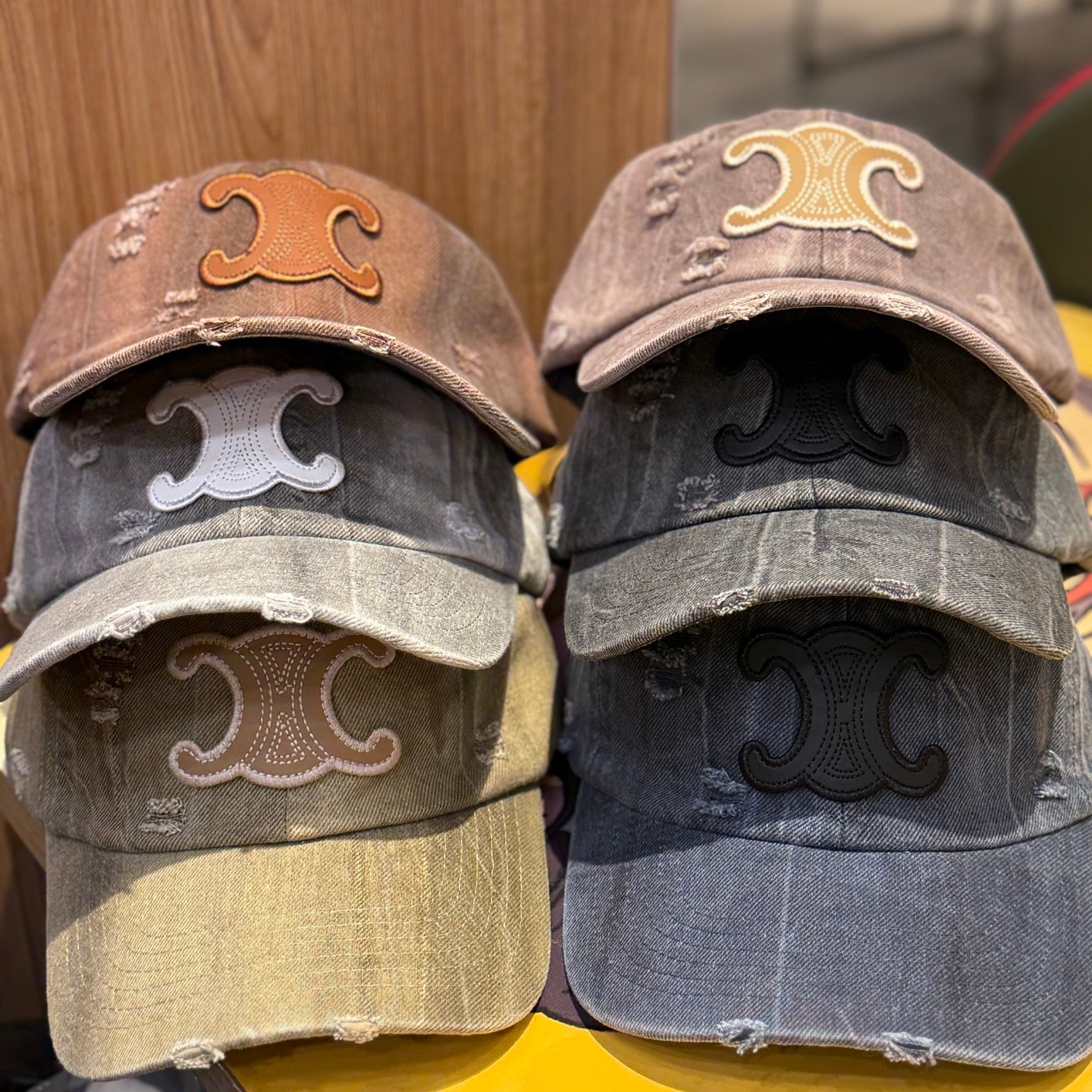 Retro Arc de Triomphe Wide-Brimmed Baseball Cap