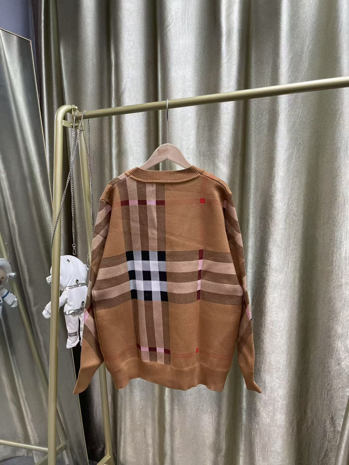 Burberry Striped Decorative Sweater â€“ Unisex Premium Knitwear