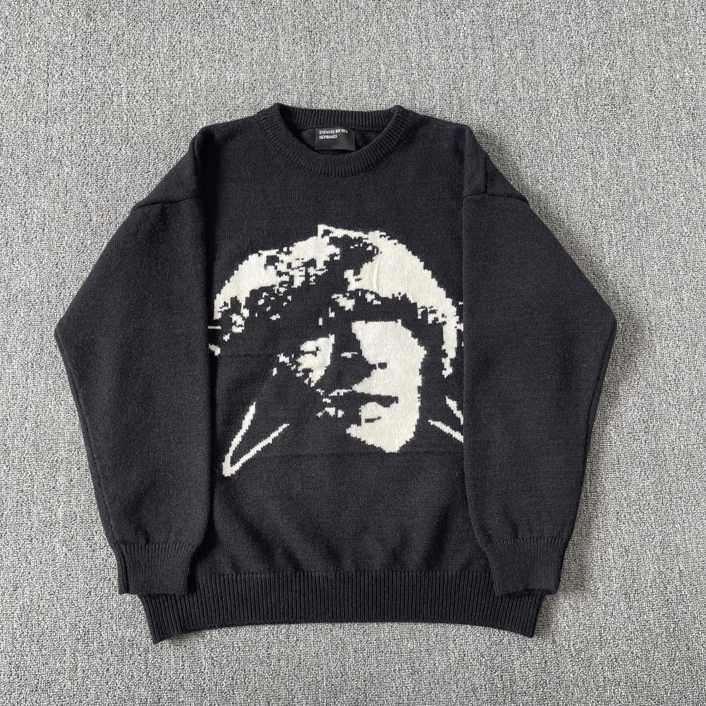 Unisex Black Star Portrait Crew Neck Sweater - ERD Collection