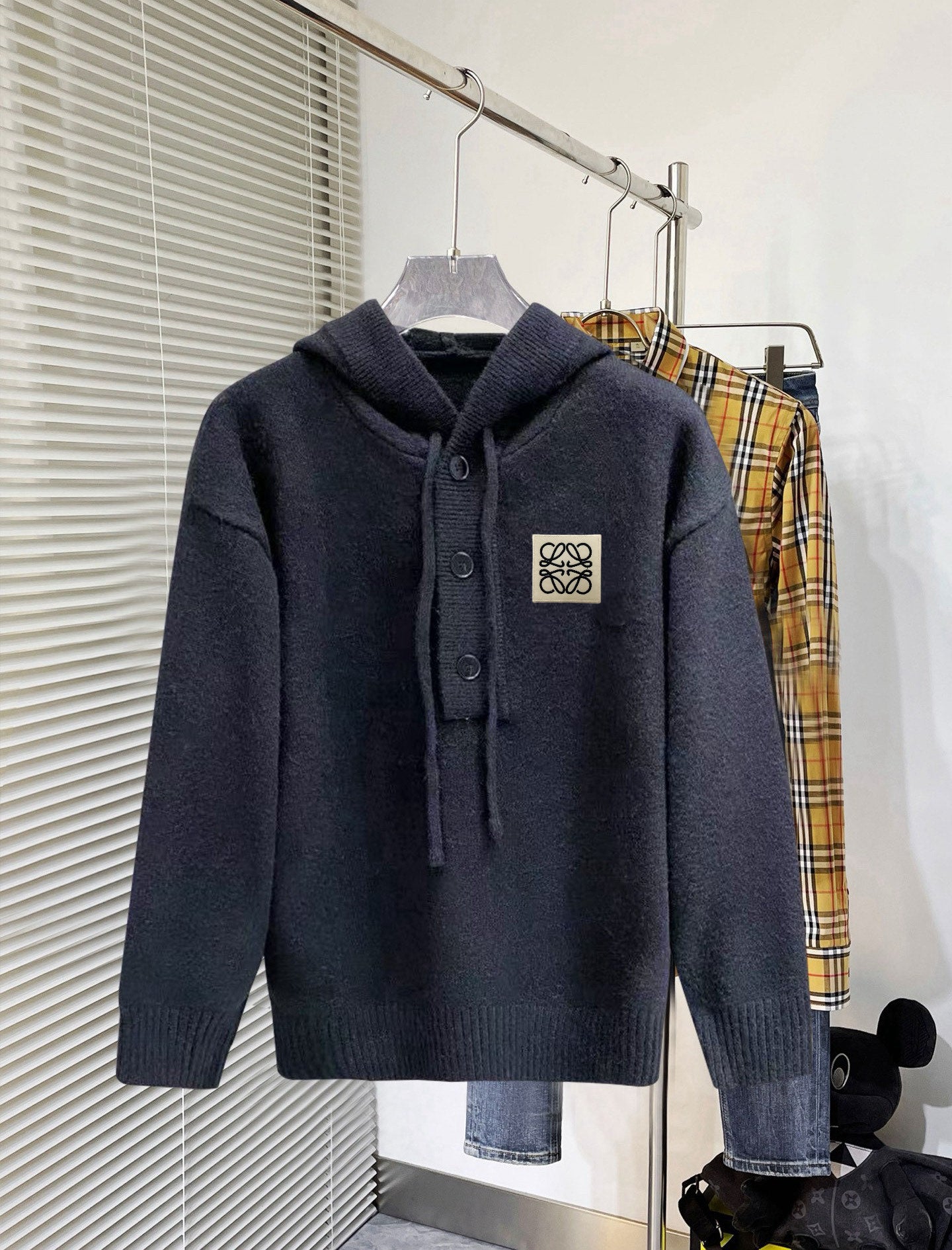 Unisex Thickened Knitted Wool Hoodie with Logo â€“ Luo Yiwei Collection