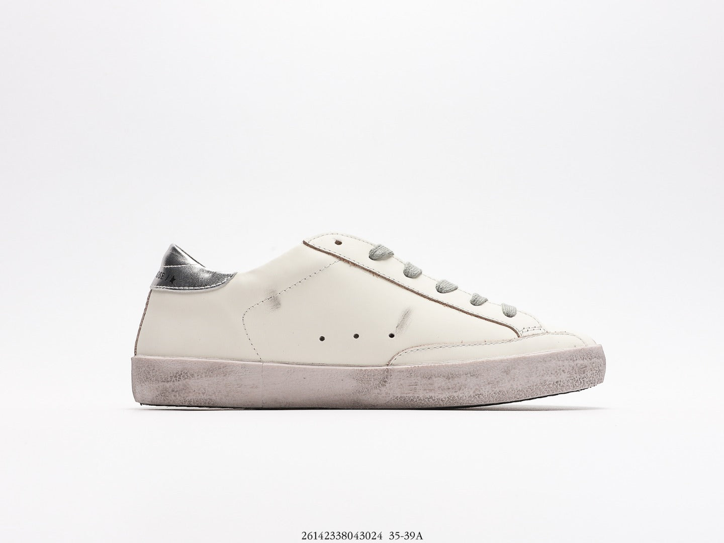 Golden Goose Super Star Sneaker - Celebrity-Favorite Distressed Style