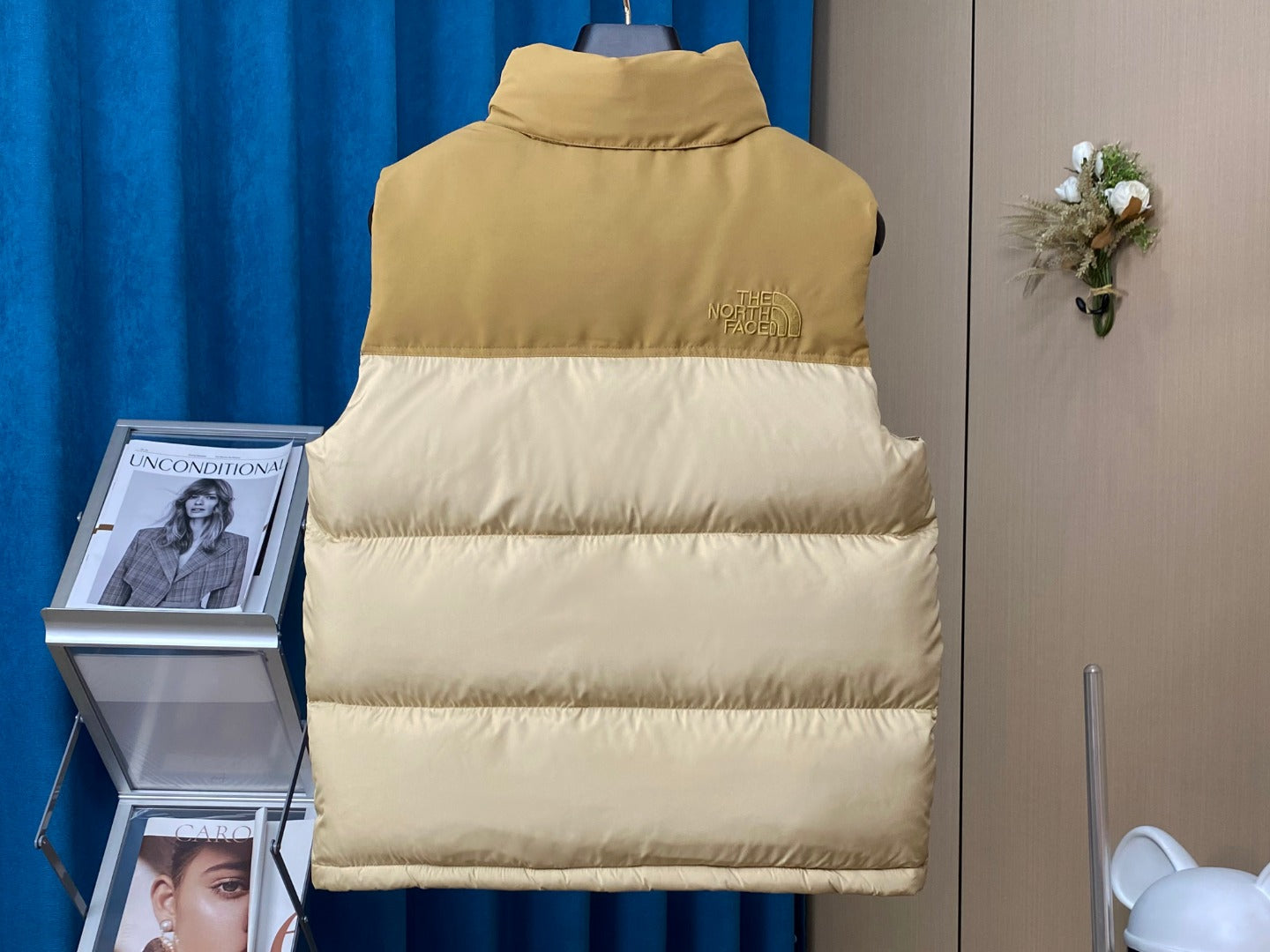 Premium Japanese Down Jacket - Waterproof, Insulated, and Fashion-Forward