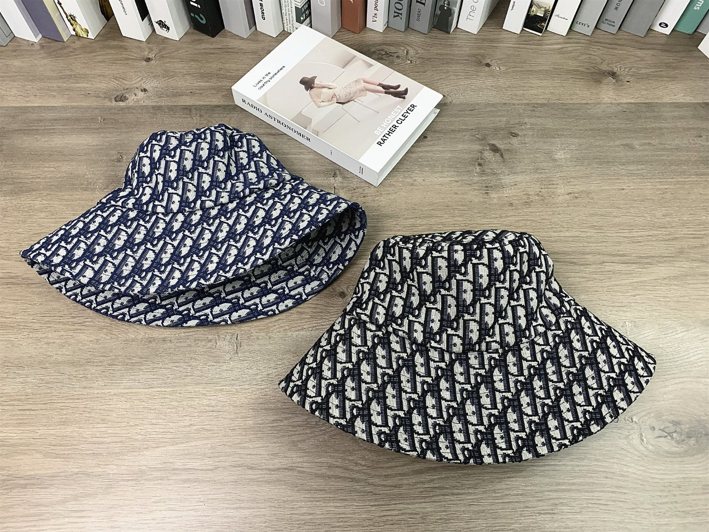 Dior Logo Fisherman Hat - Unisex Casual Sun Hat