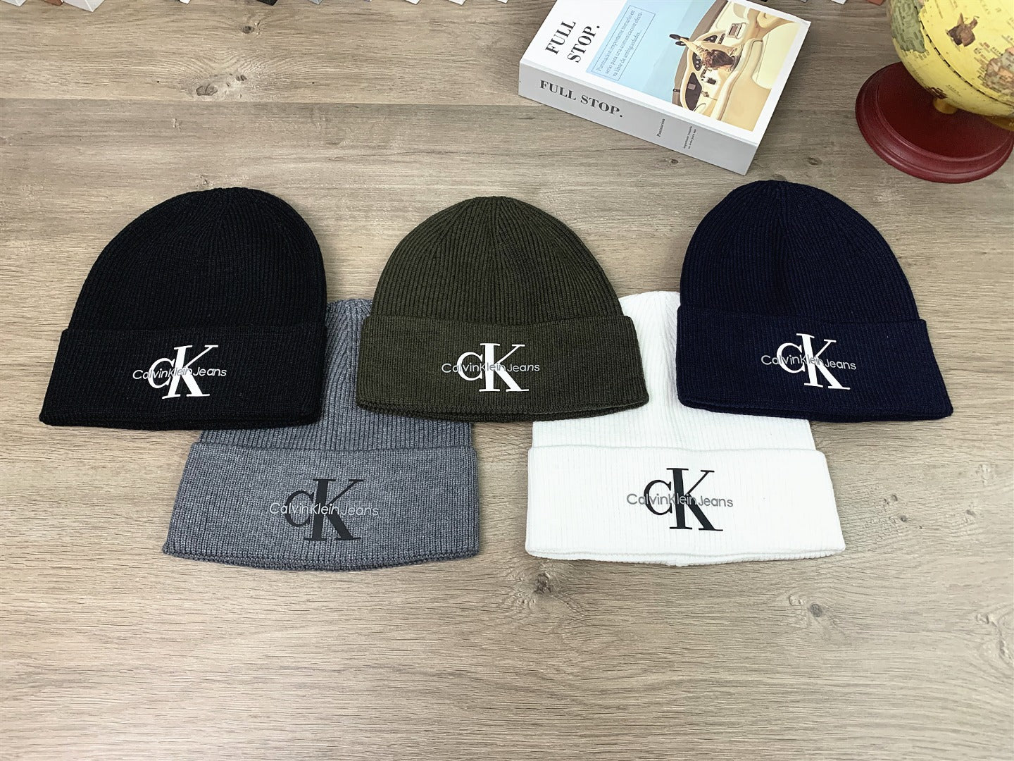 Unisex Classic Knitted Wool Hat - Versatile Cold Weather Accessory