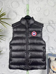 Canada Goose Crofton Light Down Vest - 700 Fill Power, Windproof & Water-Repellent